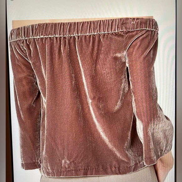 NWT Calvin Klein Off the Shoulder Top - Picture 7 of 8